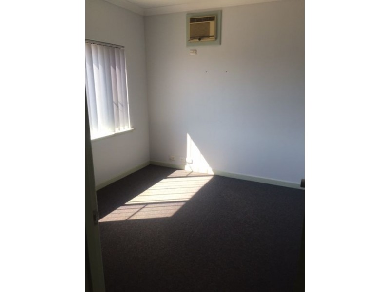 19A Shields Crescent, Booragoon WA 6154