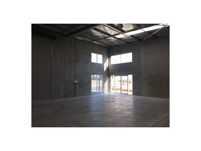 1/8 Rawlinson St, O’connor WA 6163