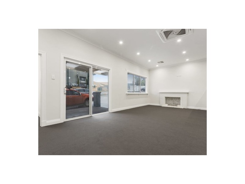 52 Stockdale Road, O’connor WA 6163