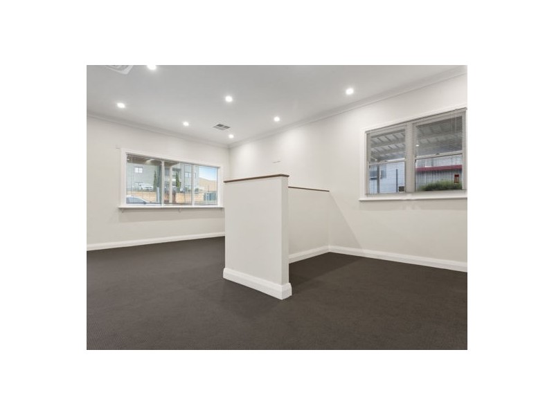 52 Stockdale Road, O’connor WA 6163