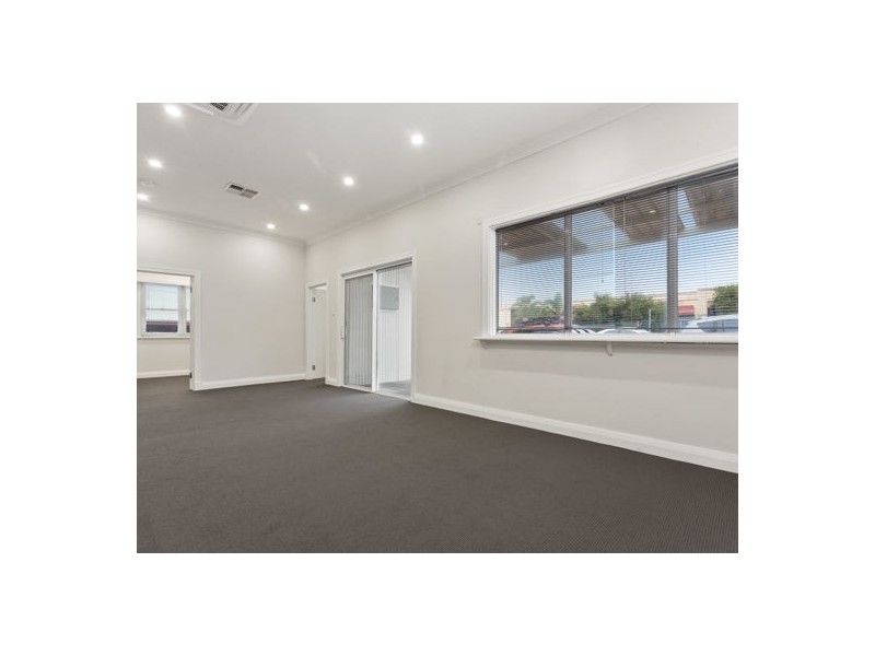 52 Stockdale Road, O’connor WA 6163