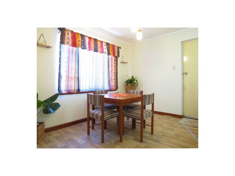 12 Mulligan Way, Orelia WA 6167