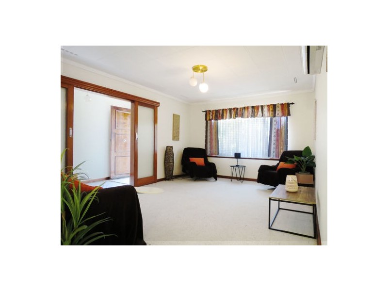 12 Mulligan Way, Orelia WA 6167