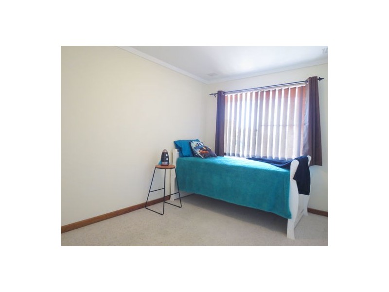 12 Mulligan Way, Orelia WA 6167