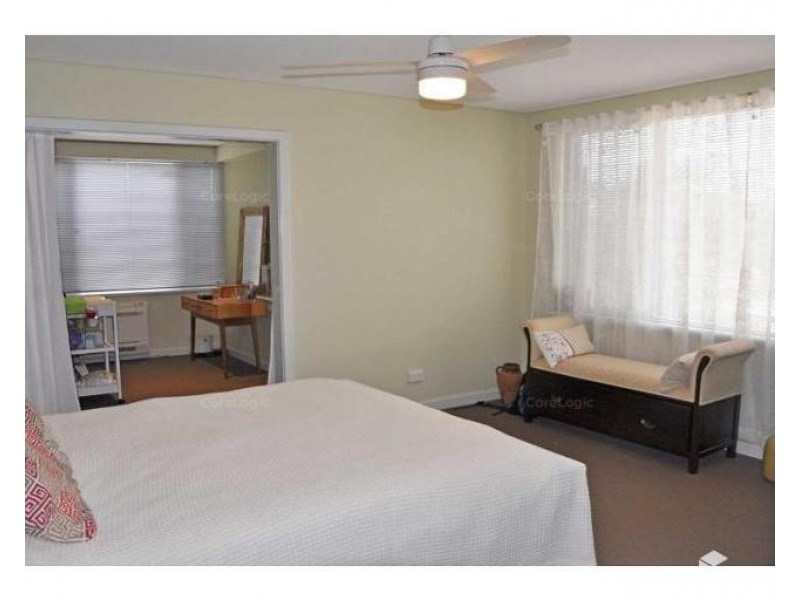 17 Noel Street, Hilton WA 6163