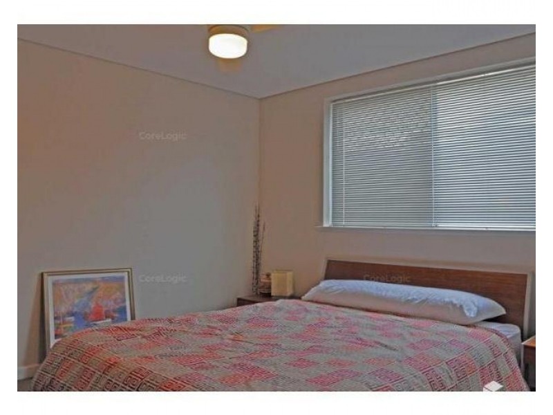 17 Noel Street, Hilton WA 6163