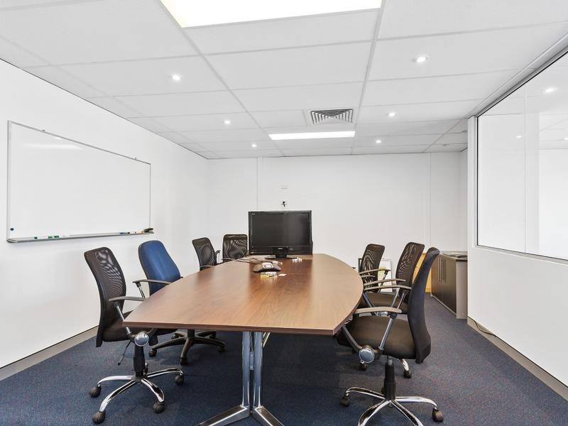 27 Clark Crt, Bibra Lake WA 6163