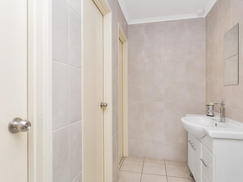 27 Clark Crt, Bibra Lake WA 6163