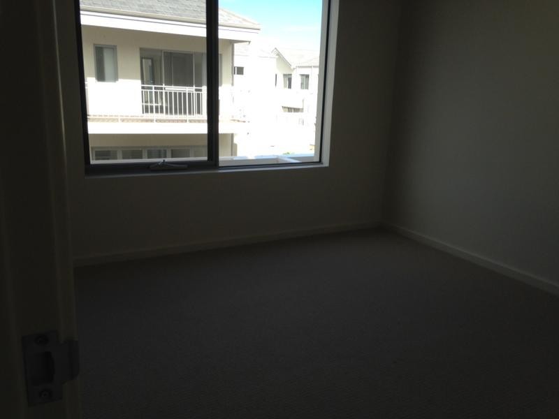 2/30 Heirisson Way, North Coogee WA 6163