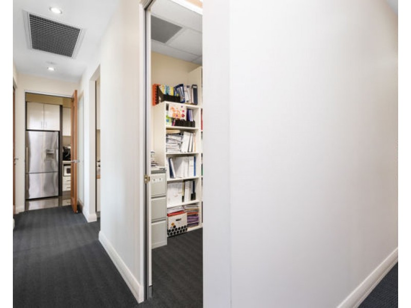 8/573 Canning Hwy, Alfred Cove WA 6154