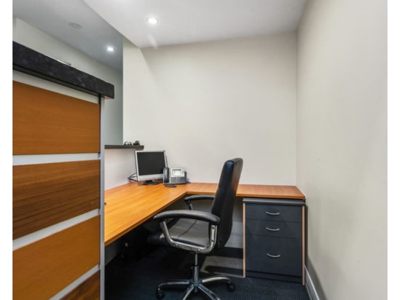 8/573 Canning Hwy, Alfred Cove WA 6154