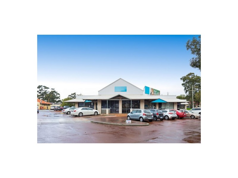 71 Leach Hwy, Willagee WA 6156