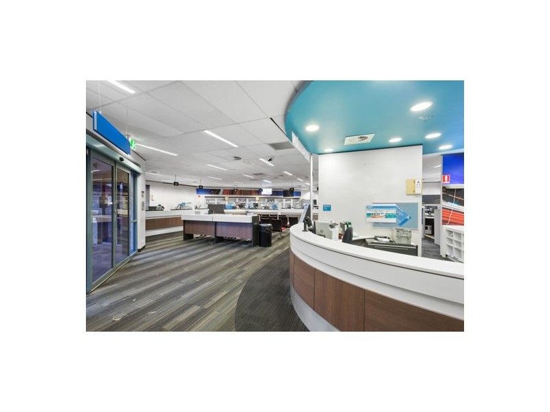 71 Leach Hwy, Willagee WA 6156
