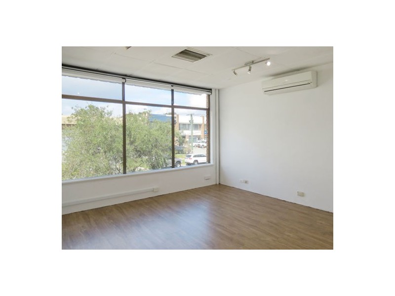 1/8 Pitt Way, Myaree WA 6154