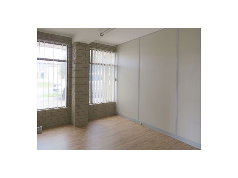 1/8 Pitt Way, Myaree WA 6154