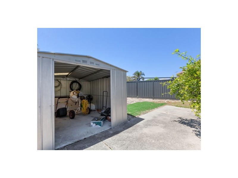 48 Lockett Street, Coolbellup WA 6163