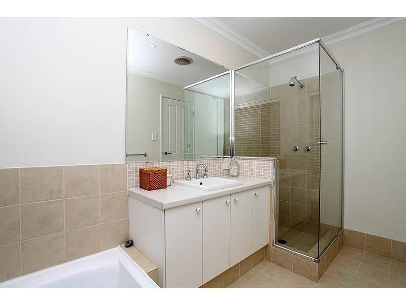 8 Macdougal Way, Harrisdale WA 6112