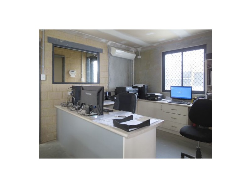 8 Lerista Court, Bibra Lake WA 6163