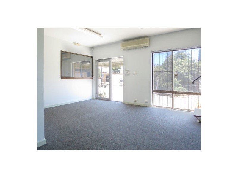 19A Shields Crescent, Booragoon WA 6154