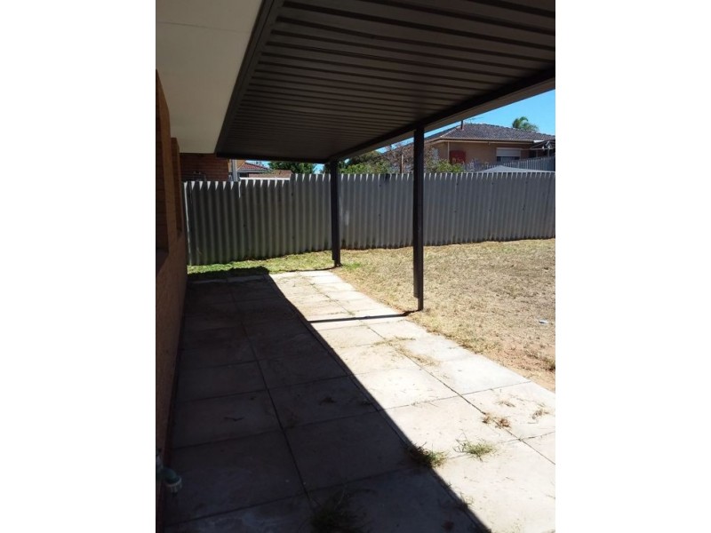 20A Jean St, Beaconsfield WA 6162