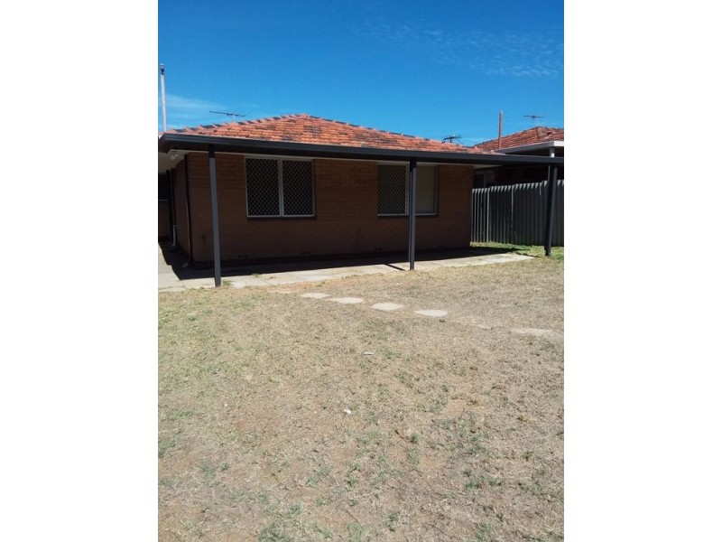 20A Jean St, Beaconsfield WA 6162