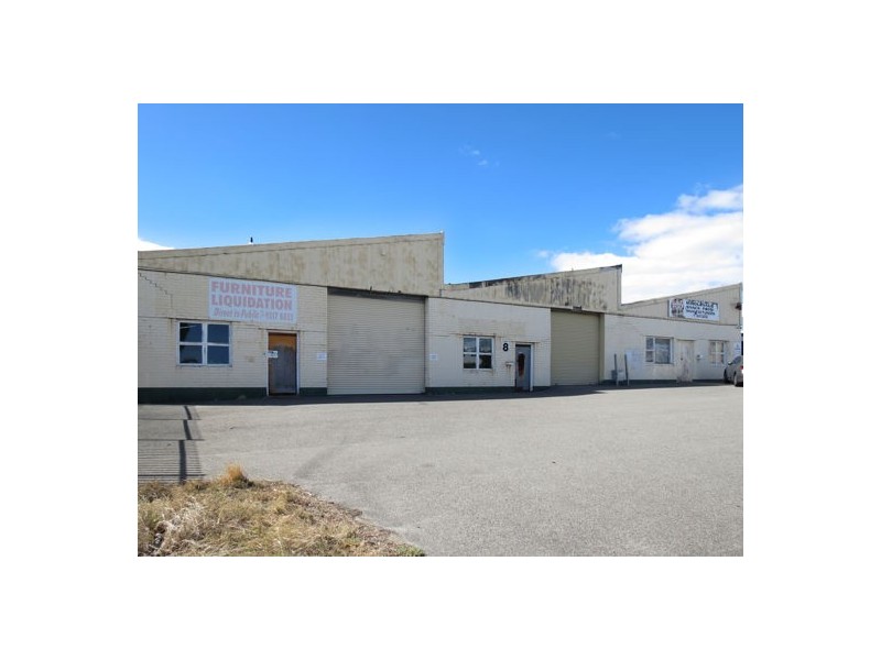 1-2/8 Malland Street, Myaree WA 6154