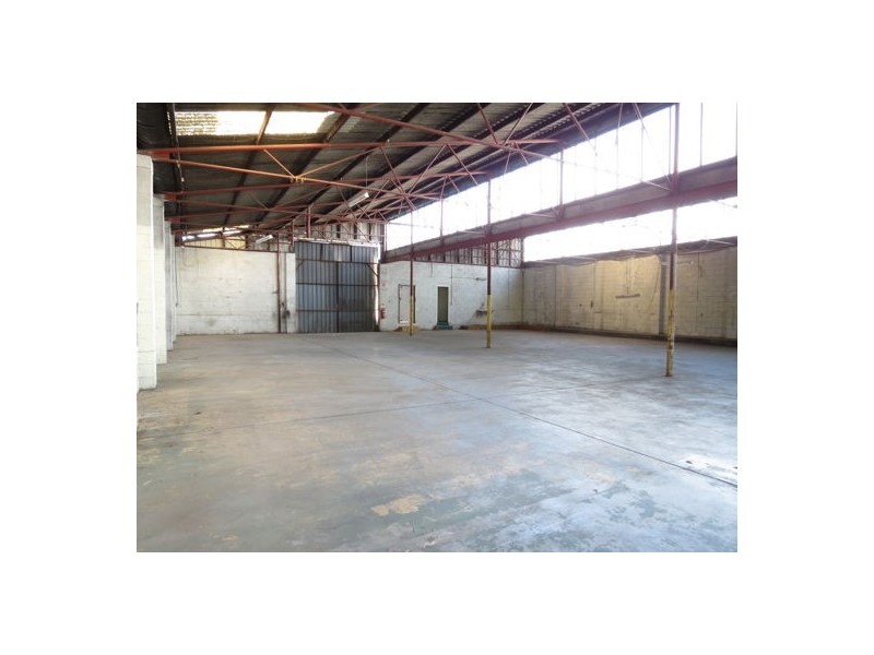 1-2/8 Malland Street, Myaree WA 6154