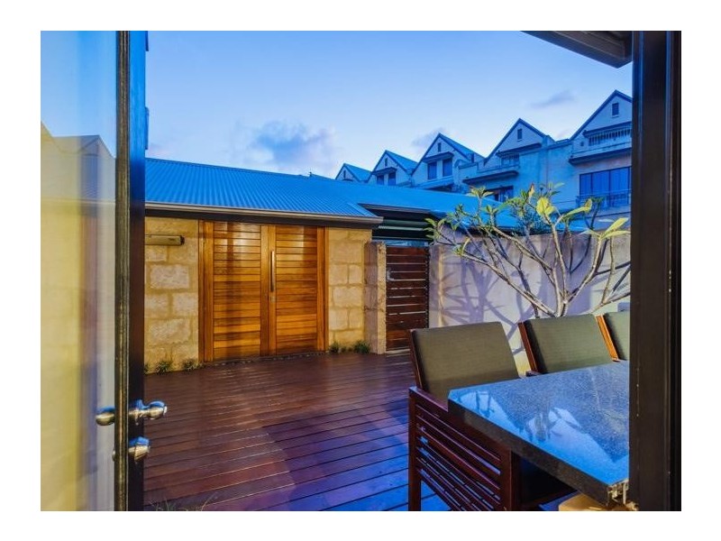 3B Price Street, Fremantle WA 6160