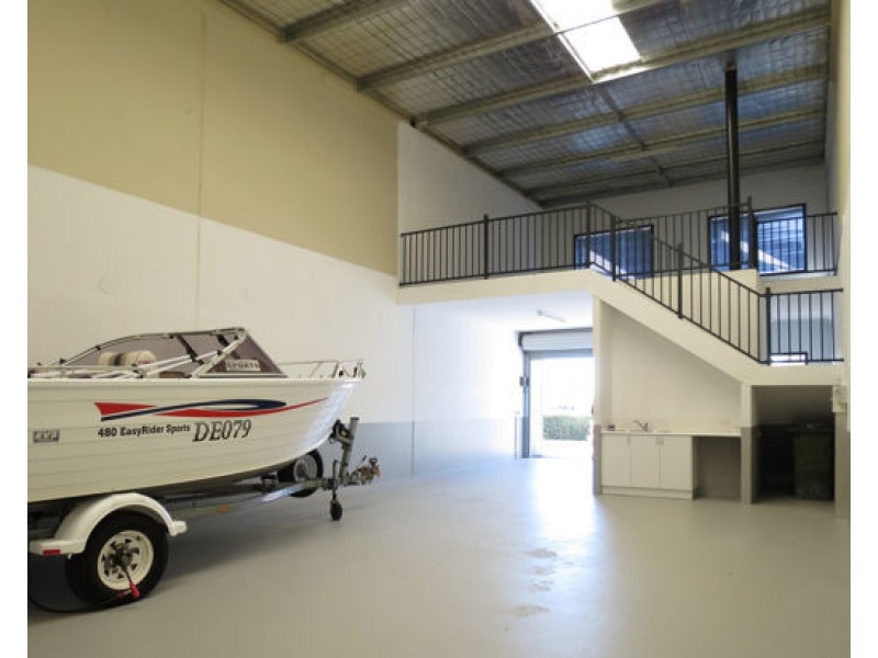 2/5 Sleeman Close, O’connor WA 6163