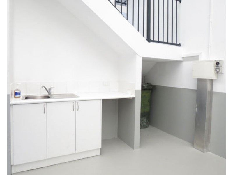 2/5 Sleeman Close, O’connor WA 6163