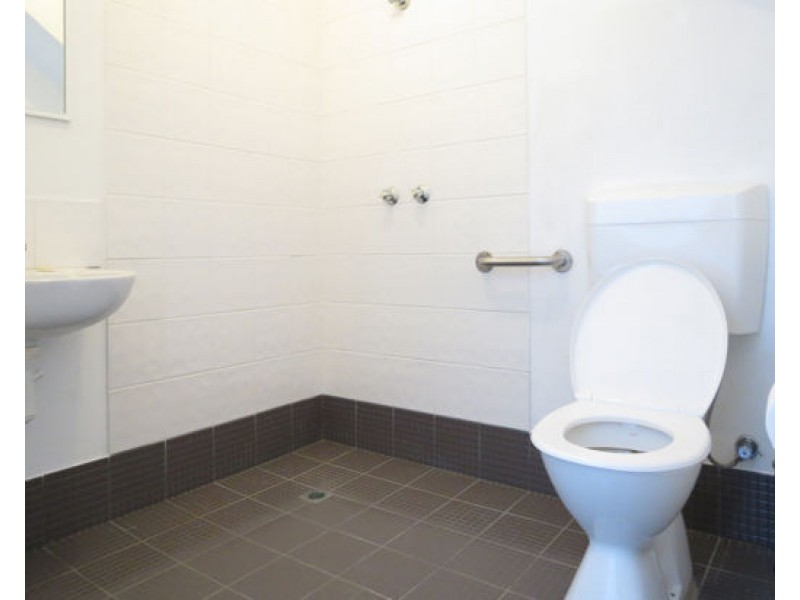 2/5 Sleeman Close, O’connor WA 6163