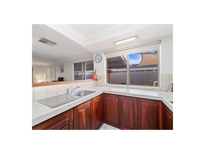 2/26 Sandpiper Loop, Yangebup WA 6164