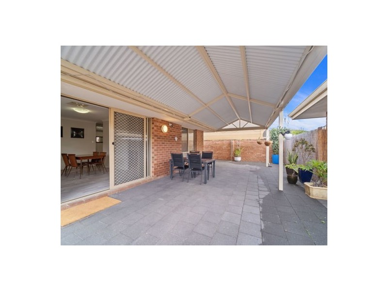 2/26 Sandpiper Loop, Yangebup WA 6164