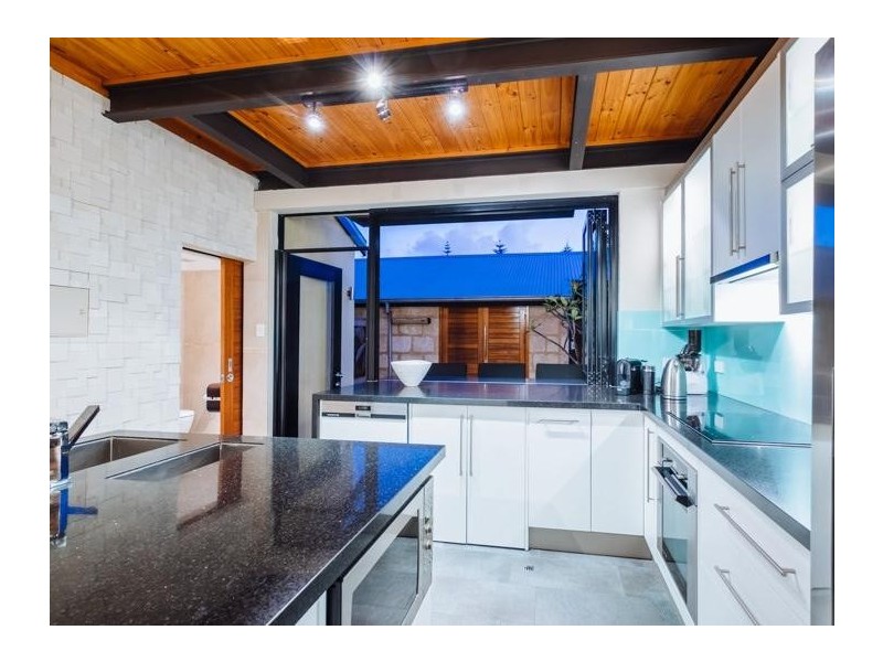 B/3 Price St, Fremantle WA 6160