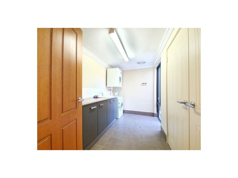 15 Darbyshire Drive, Subiaco WA 6008