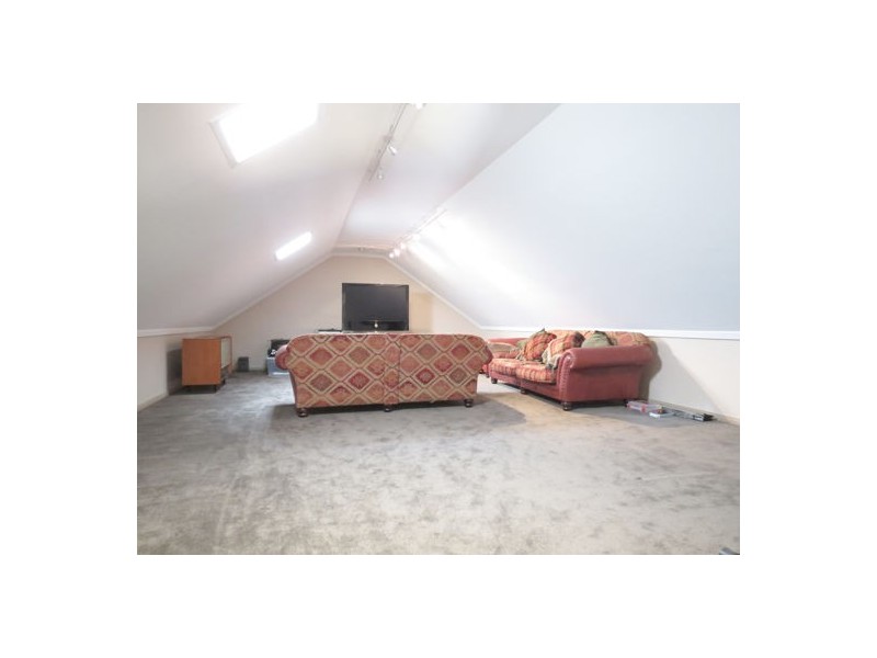 15 Darbyshire Drive, Subiaco WA 6008