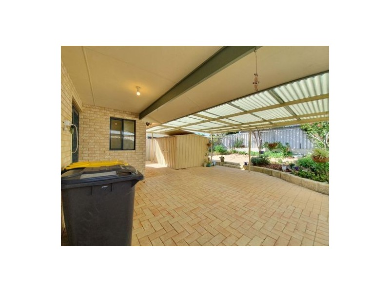 32 Fantail Way, Huntingdale WA 6110