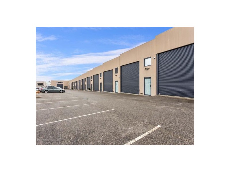 17/6 Quarimor Street, Bibra Lake WA 6163