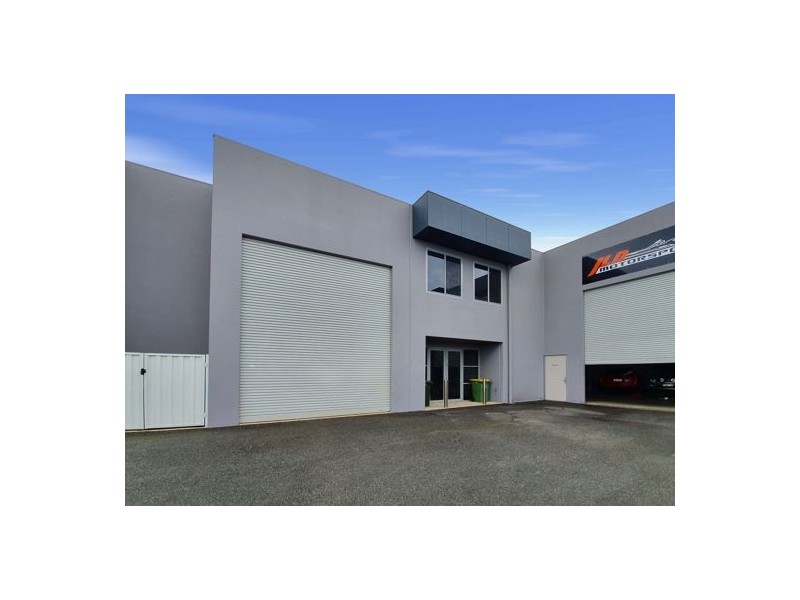 2/24 Erceg Road, Yangebup WA 6164