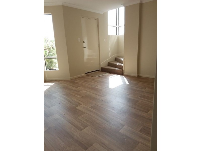 4/59 Moran Crt, Beaconsfield WA 6162