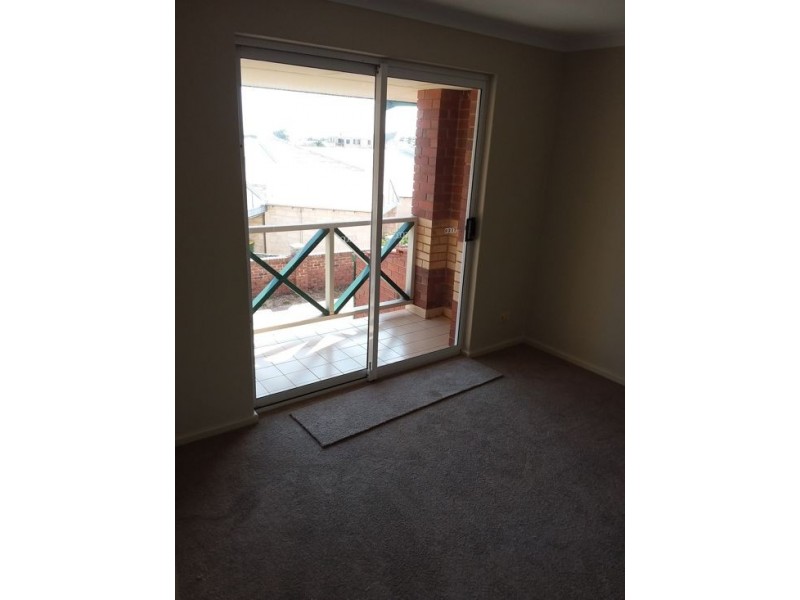 4/59 Moran Crt, Beaconsfield WA 6162