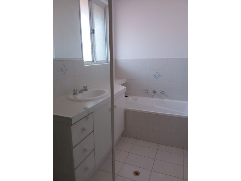 4/59 Moran Crt, Beaconsfield WA 6162