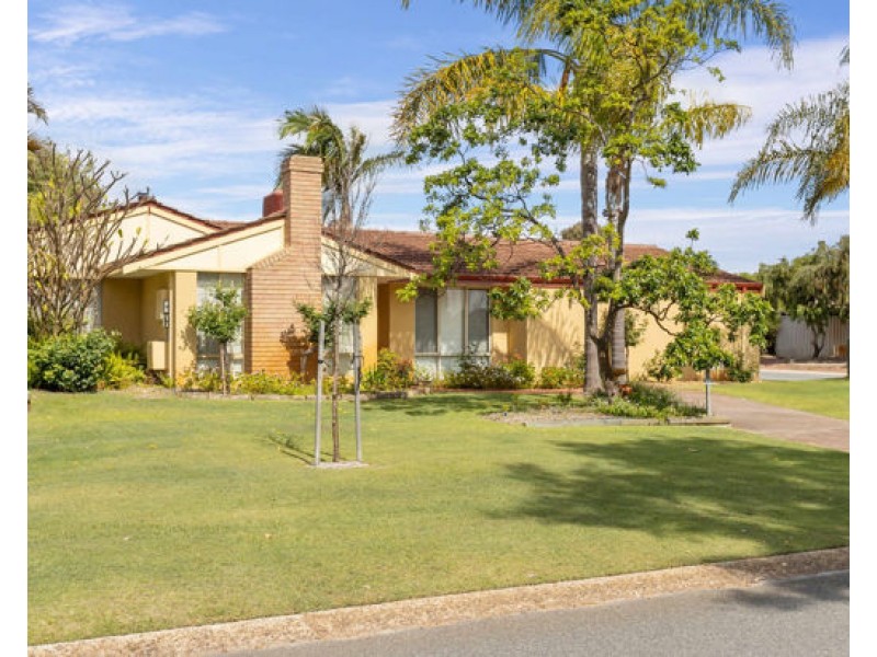 92 Meller Road, Bibra Lake WA 6163