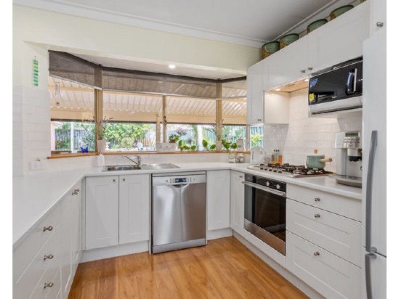 92 Meller Road, Bibra Lake WA 6163