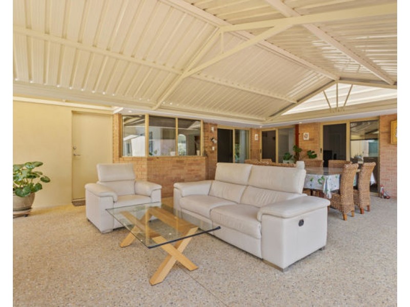 92 Meller Road, Bibra Lake WA 6163