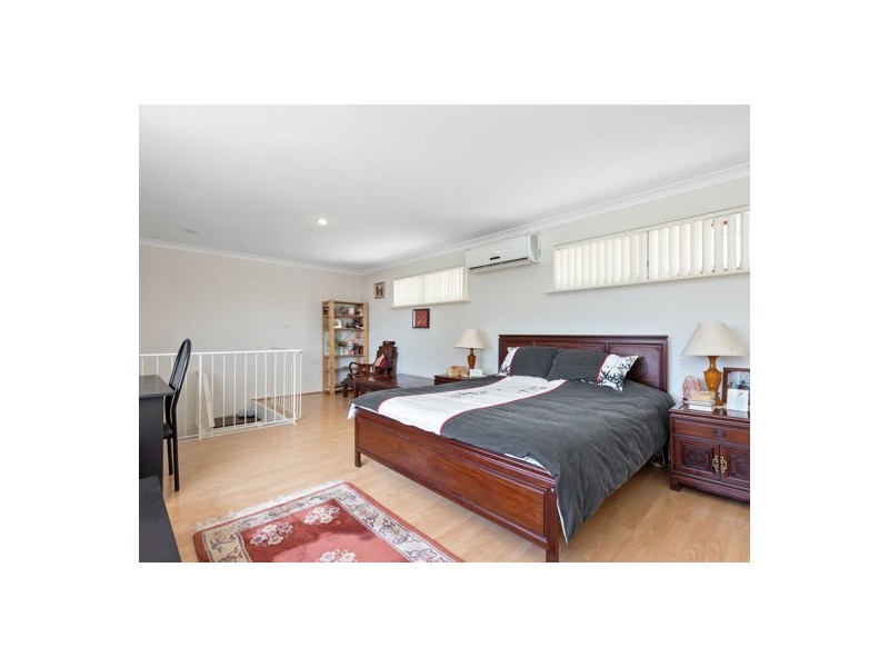 8 Kidson Street, Kardinya WA 6163