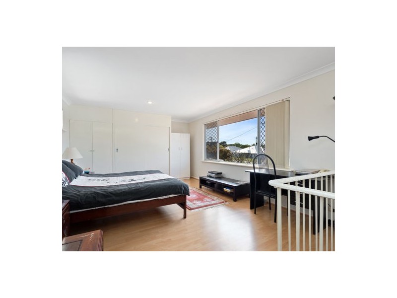 8 Kidson Street, Kardinya WA 6163