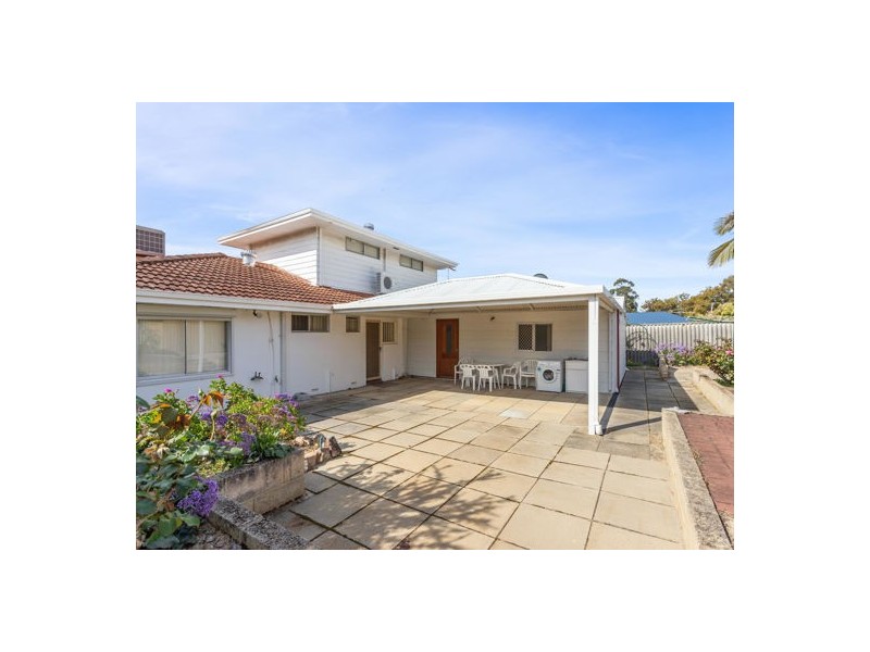 8 Kidson Street, Kardinya WA 6163