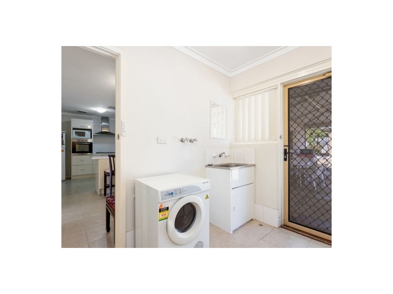 8 Kidson Street, Kardinya WA 6163