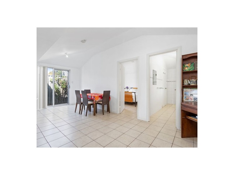 8 Kidson Street, Kardinya WA 6163